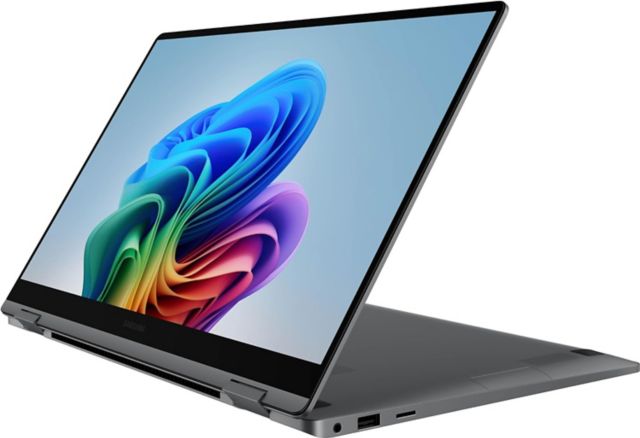 Samsung Galaxy Book5 360 15.6 Touch Screen Laptop - Intel Core Ultra 7 with 16GB Memory - 512GB SSD (Gray)